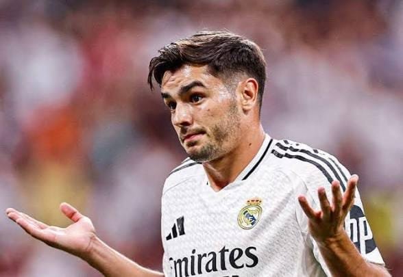بين استبعاد مورينيو وتألق إندريك.. الغموض يحيط بمستقبل إبراهيم دياز في ريال مدريد